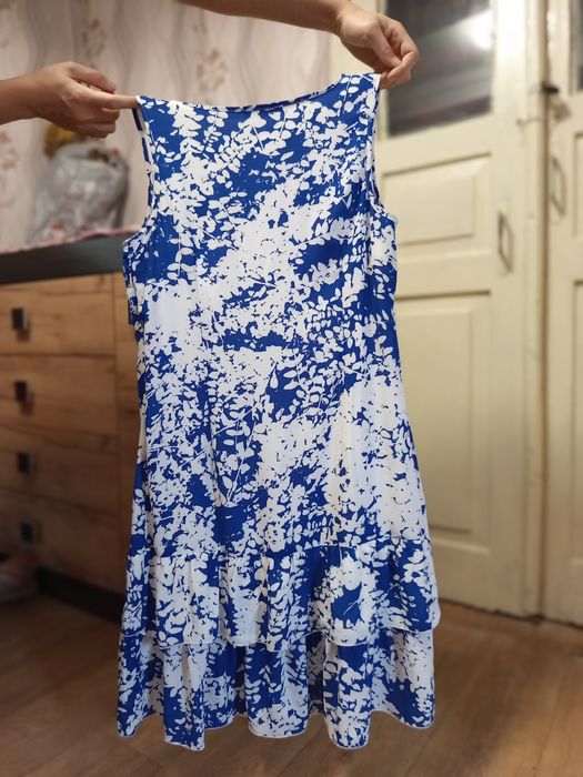 Літнє плаття без рукава