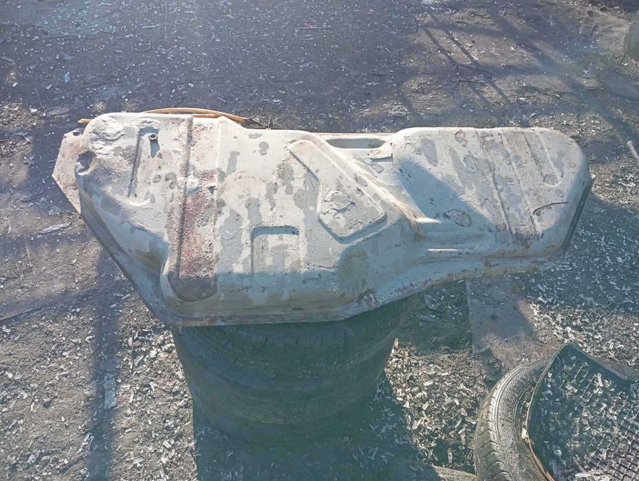 Бак паливний Опель кадет , бензобак кадет 1.3 1.4 1.6 1.8 2.0 kadet