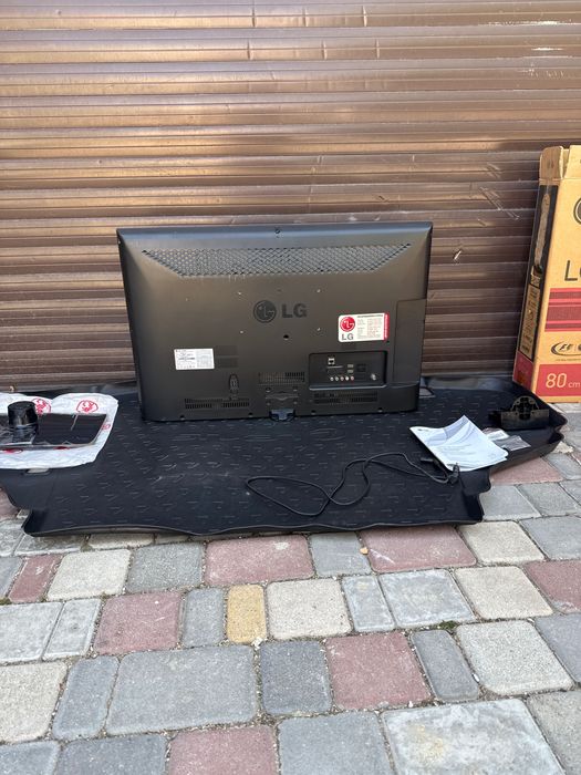 Телевизор LG 32cs460T