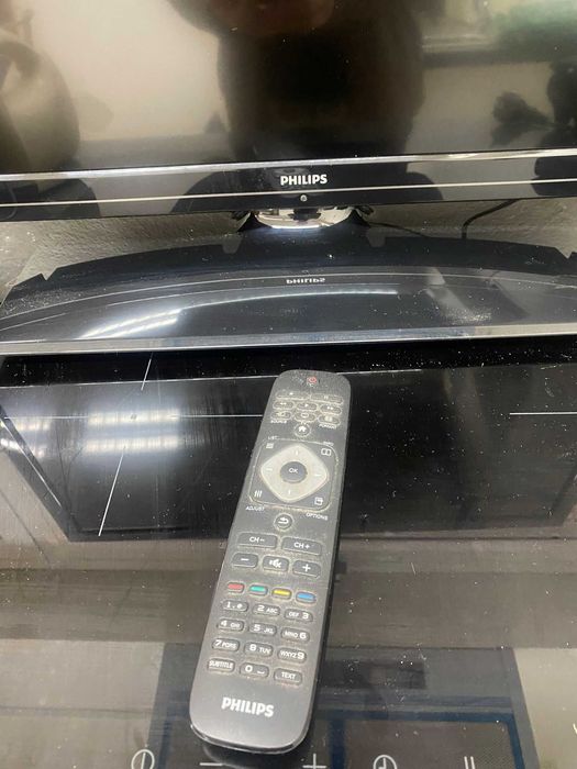 TV PHILIPS 26” HD HDMI — 60 € (URGENTE)