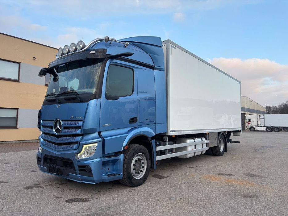Mercedes-Benz
