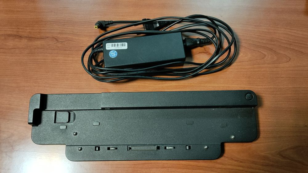 Docking Fujitsu - cp464840 - compatível celsius h series