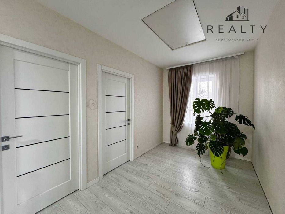 Будинок на Сонячному з сучасним ремонтом (22-350-114)