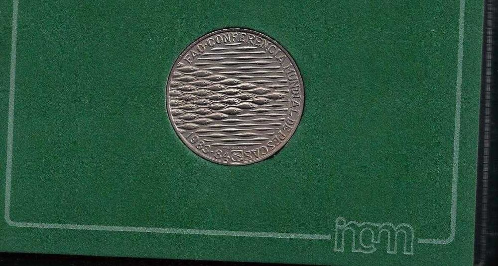 Republica Comemorativa  250 escudos das Pescas