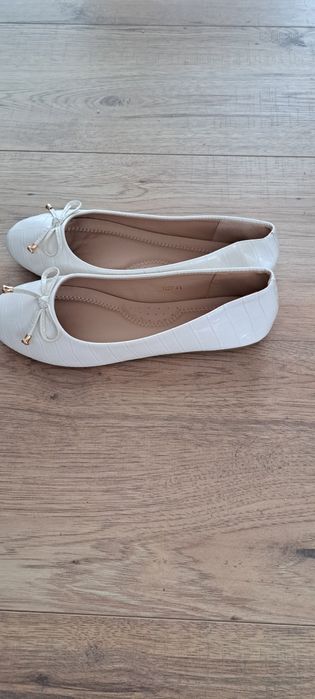 Buty balerinki białe roz. 41