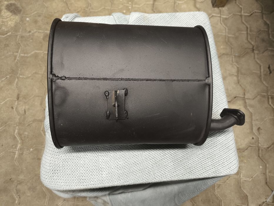 Продам вихлопну на генератор є ще зопчасті