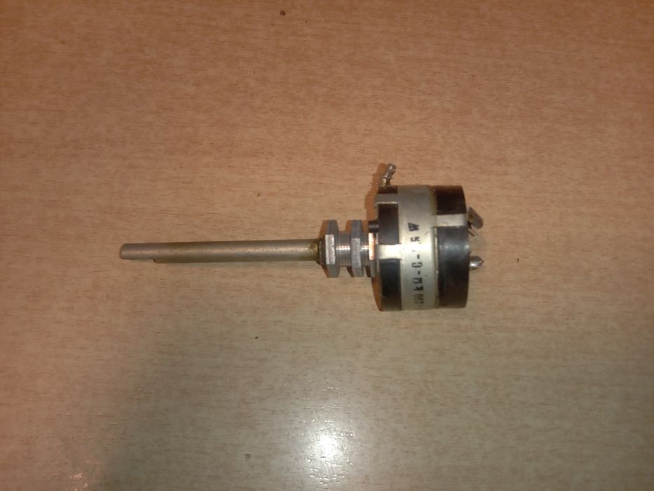 Potencjometr radiowy telpod pm161 - 250 k-om - 0,5W