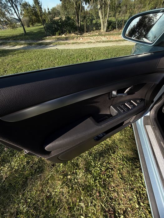 Audi A4 B7 1.9 TDI kombi błękitne