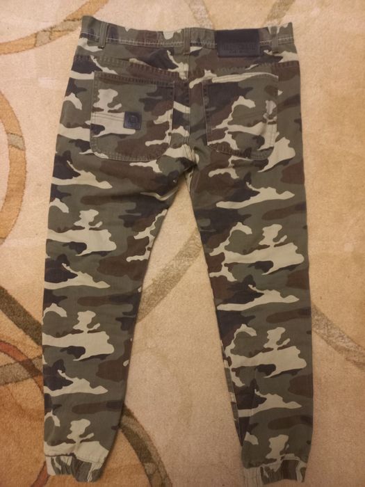 Spodnie moro Mass Dnm