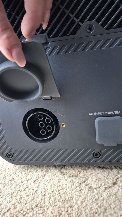 Зарядна станція BLUETTI Apex 300 - 3840W