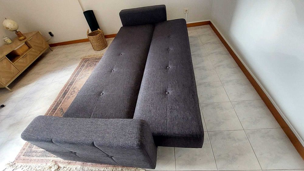 Sofá-cama 3 lugares - Conforama - Med. 2,20x0,80