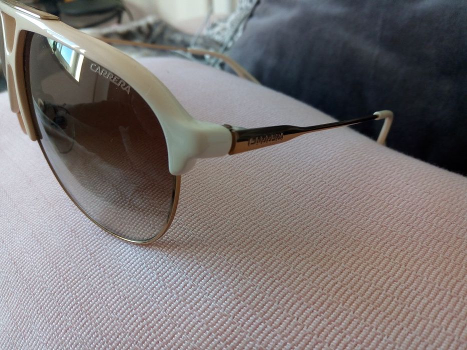 Óculos Carrera como novos