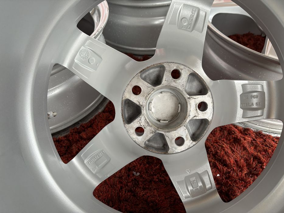 Mini Cooper Bmw Volkswagen passat golf Skoda Super b R17 5x112