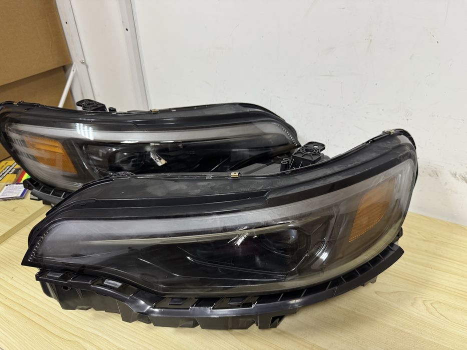 Jeep Cherokee 2018-2022 р, передні фари