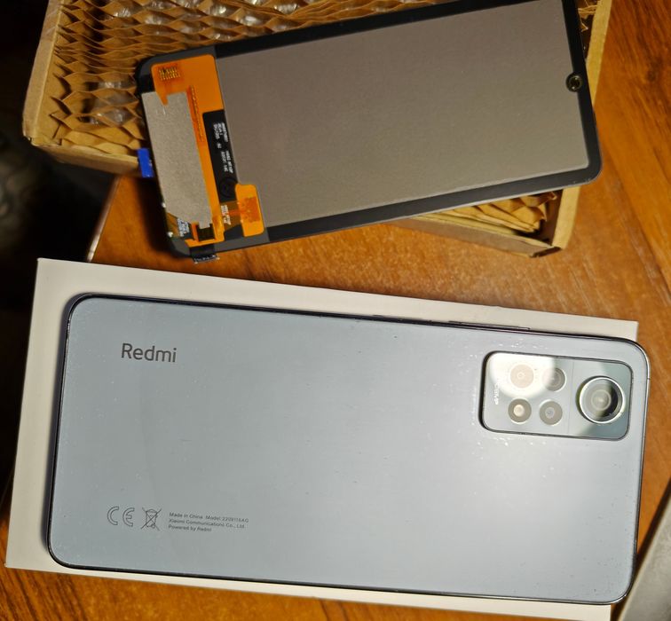 Редми 12про Xiaomi Redmi Note 12 Pro 8/256, дисплей