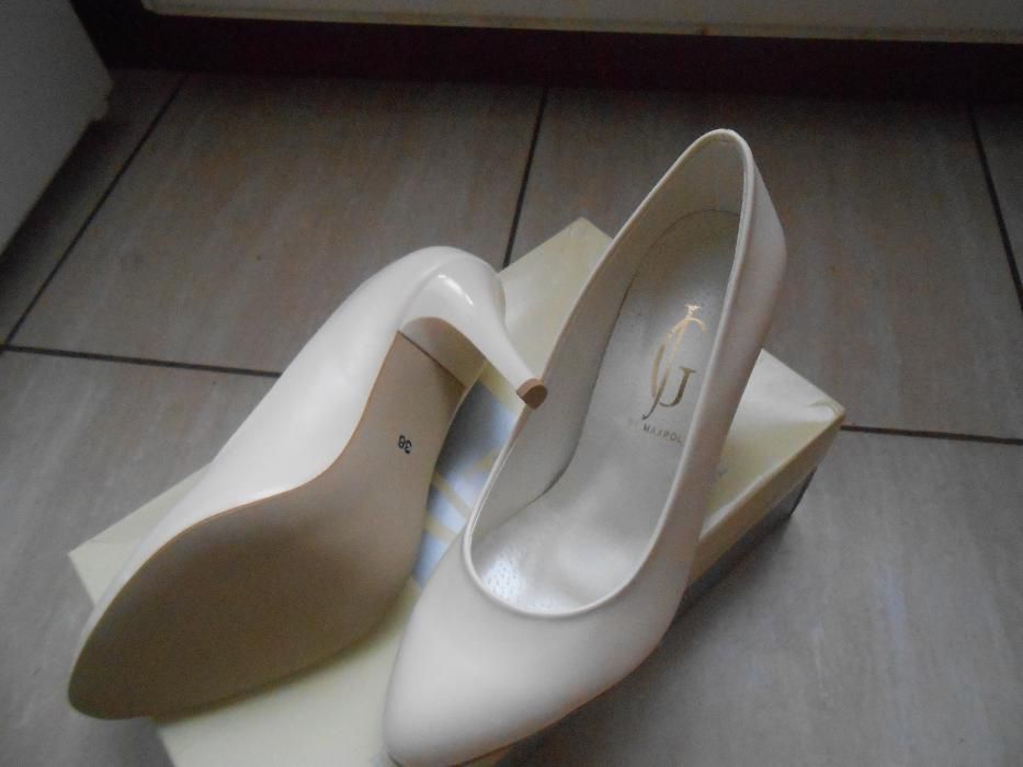 szpilki ekri rozmiar 36 NOWE