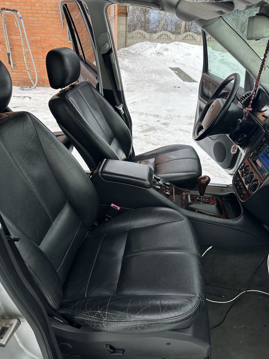 Продам ML 163 з одним із найкращих двигунів  2.7 CDI кінець 2000 року