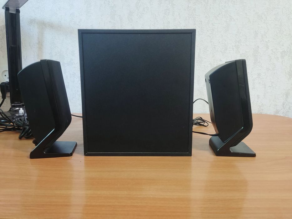 Продам акустическую систему Creative Inspire A200 (модель MF0355) в идеальном состоянии.