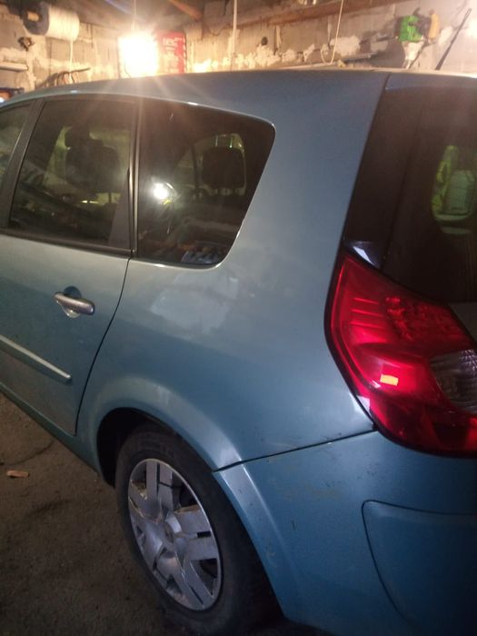 Renault Scenic, rok 2006