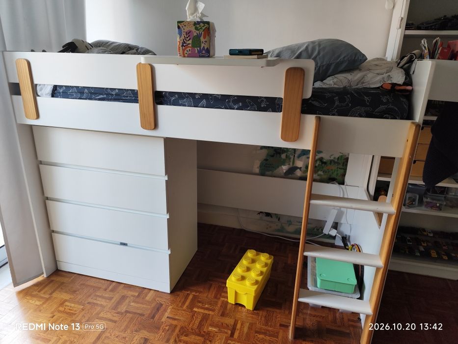 Cama Vertbaudet e colchao