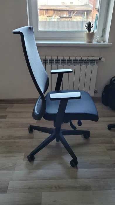 Fotel biurowy - stan bardzo dobry