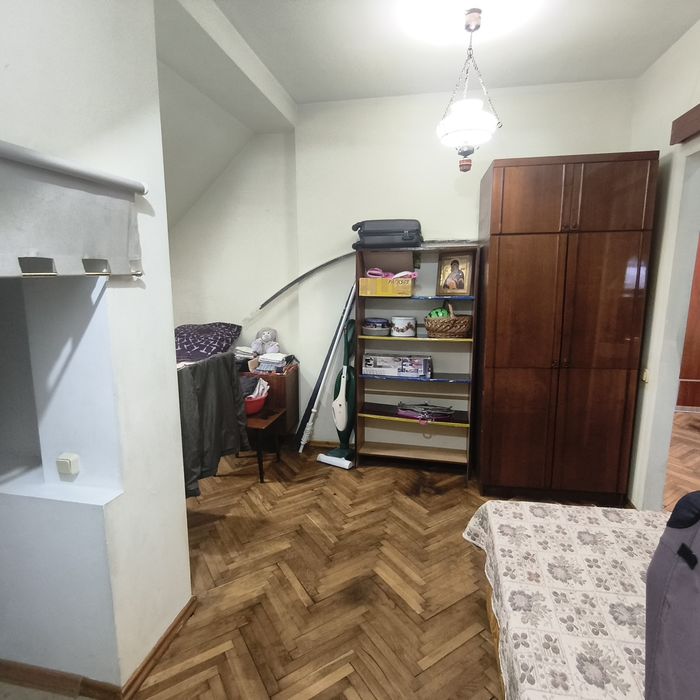 Оренда двох кім квартири О Петрищука( Суворова)