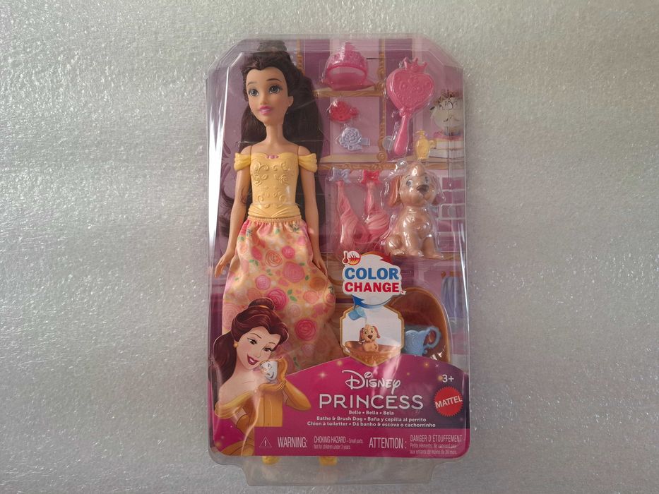 Принцеса Белль з аксесуарами.