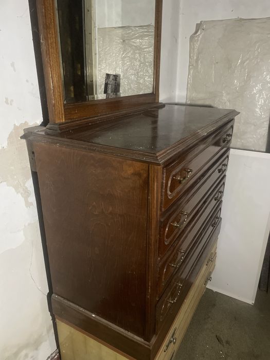 Cômoda c/ 4gavetas Castanha