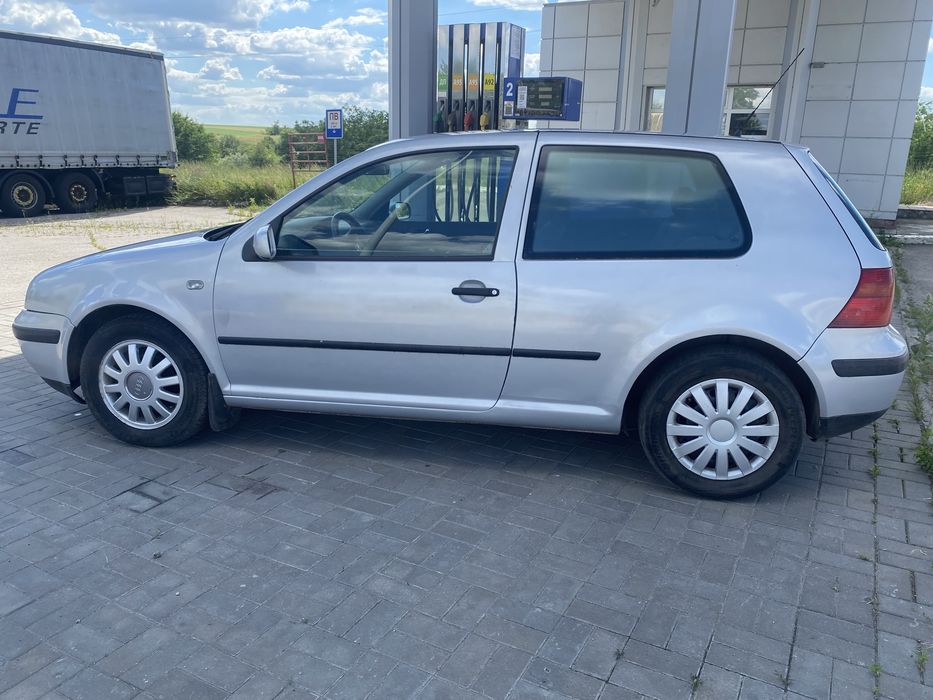 Volkswagen Golf 4