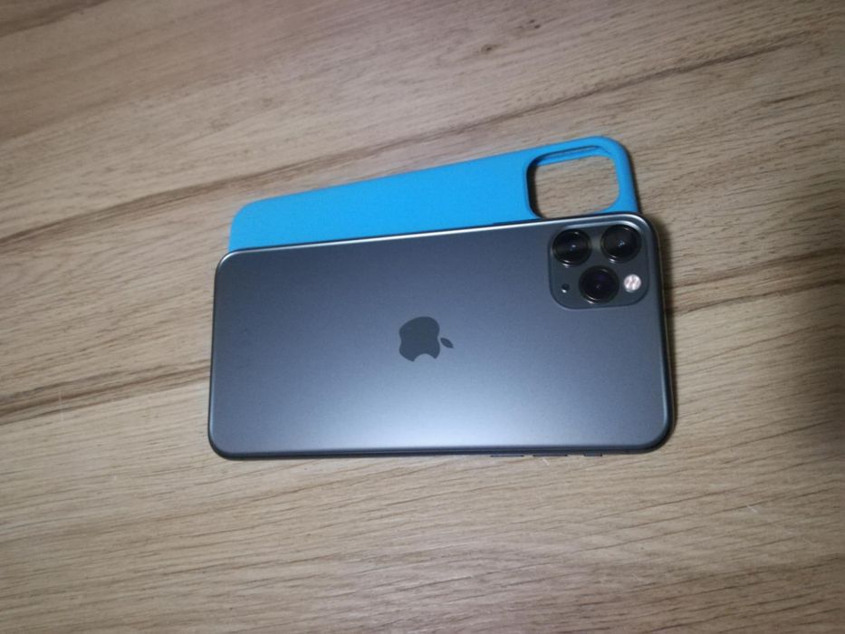 Iphne 11 pro max como novo .. 94% de bateria