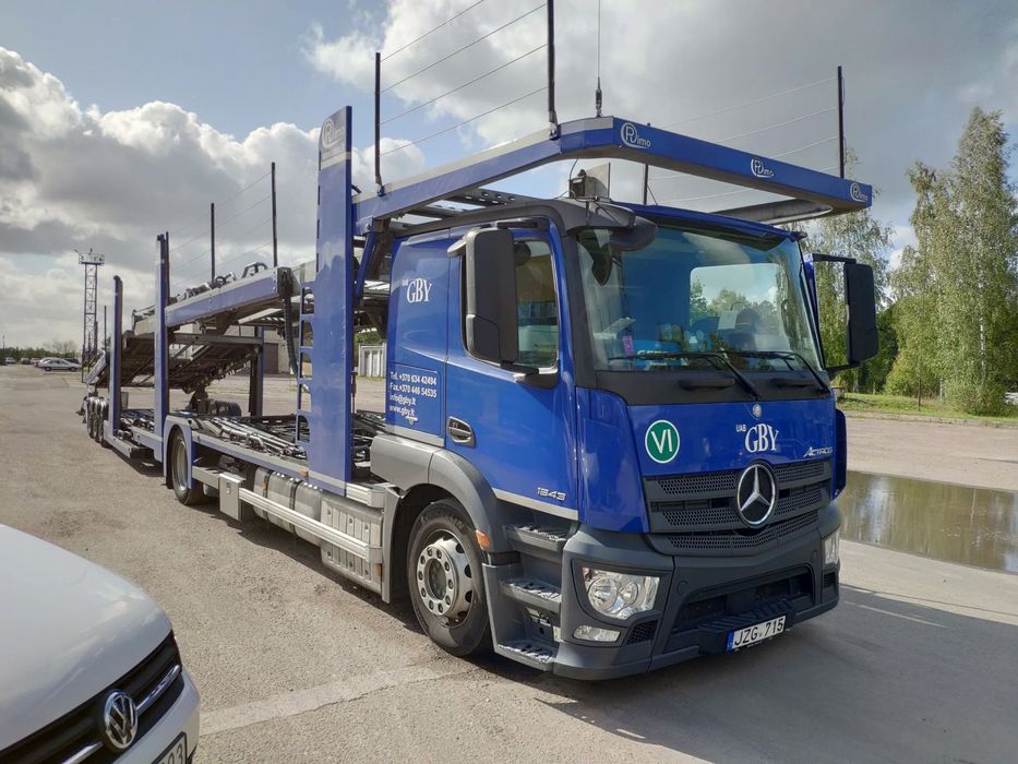 Mercedes-Benz
