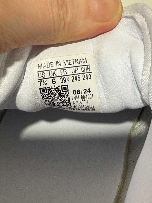 Кросівки жіночі Adidas Originals Taekwondo White JQ4774,  39.5р