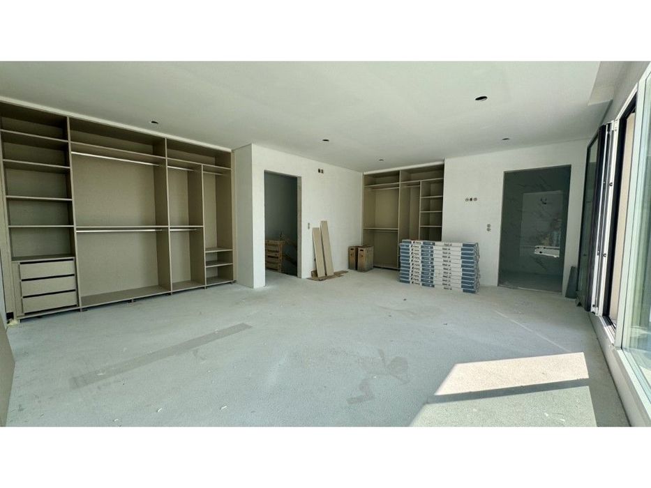 Apartamento T5 (3 Suítes) com 2 Terraços e Garagem em Box - Urbaniz...