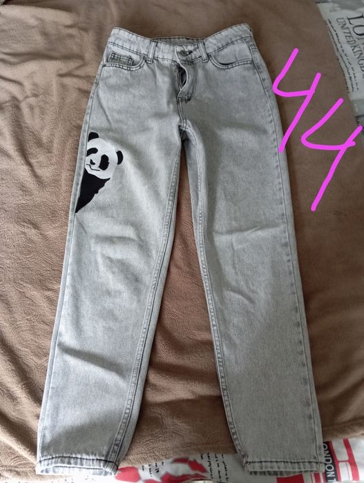 Продам бу одяг в дуже хорошому стані,розмір вказано на фото.