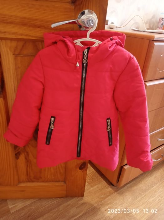 Куртка для дівчинки