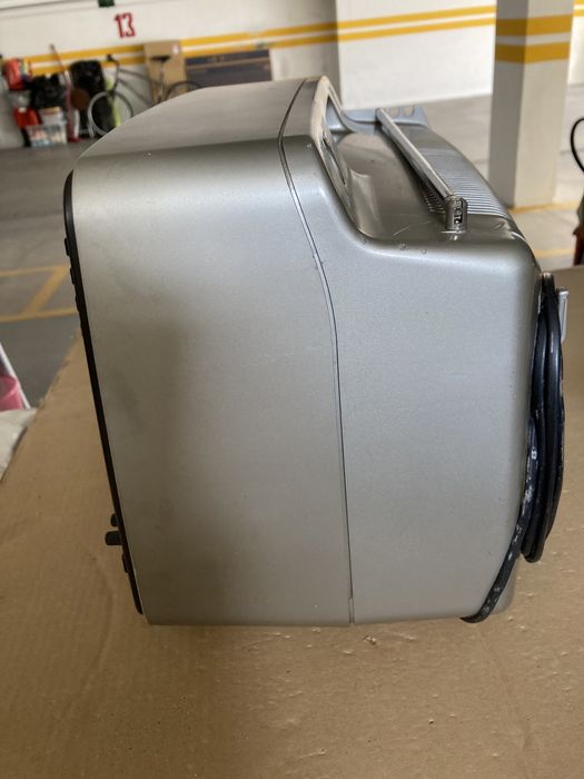 Televisão Grundig a preto e branco