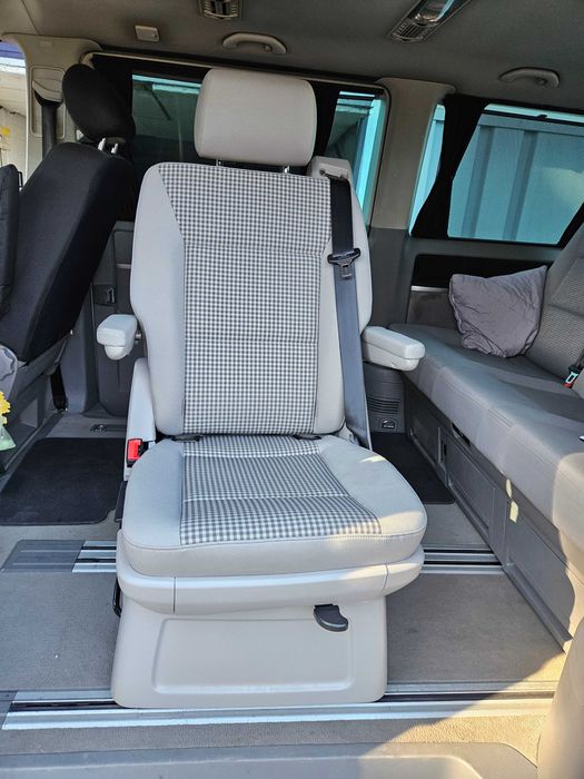 VW T5 T6 MULTIVAN fotel obrotowy tył II RZĄD