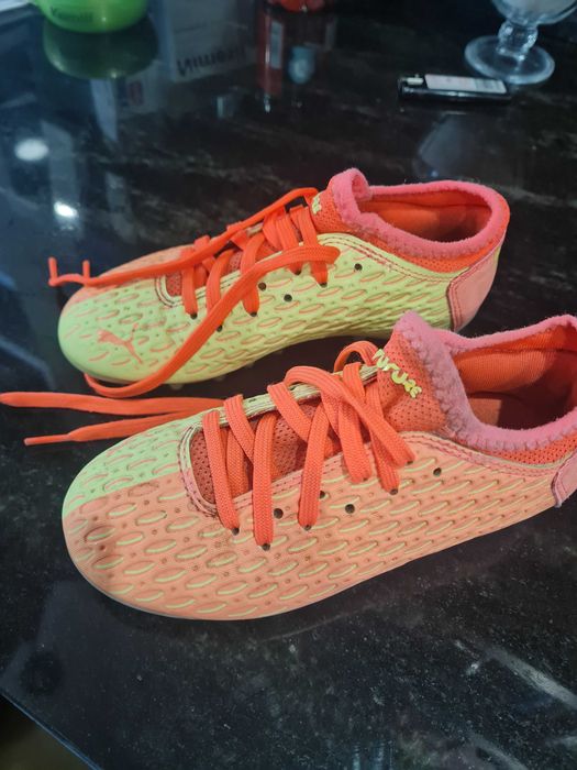 Korki na trawe puma futuro rozmiar 29 dziecko