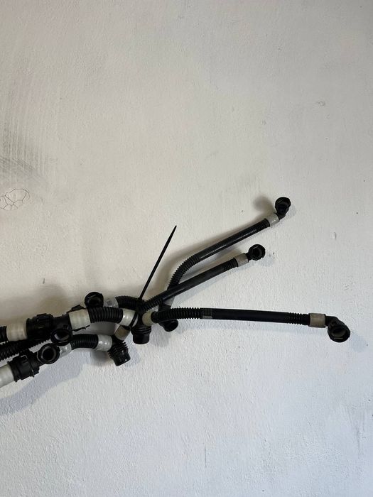 Патрубок системи охолодження Тесла 3-Y