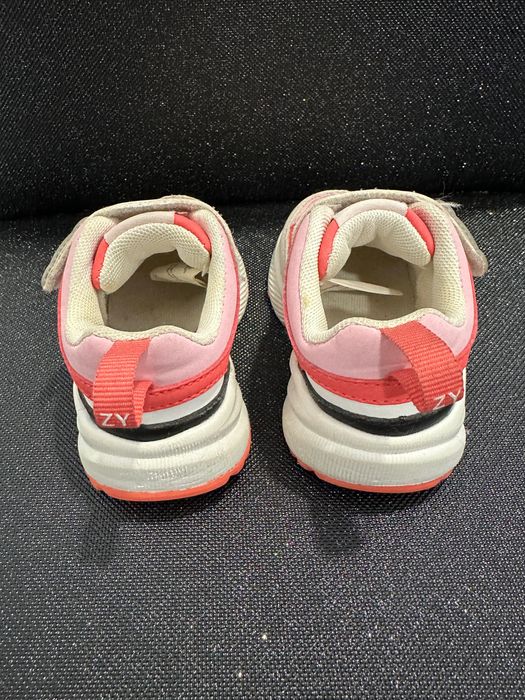 Sapatilhas Brancas Zippy (20)