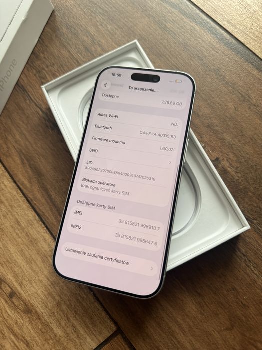 Iphone 17 256 stan idealny Gwarancja