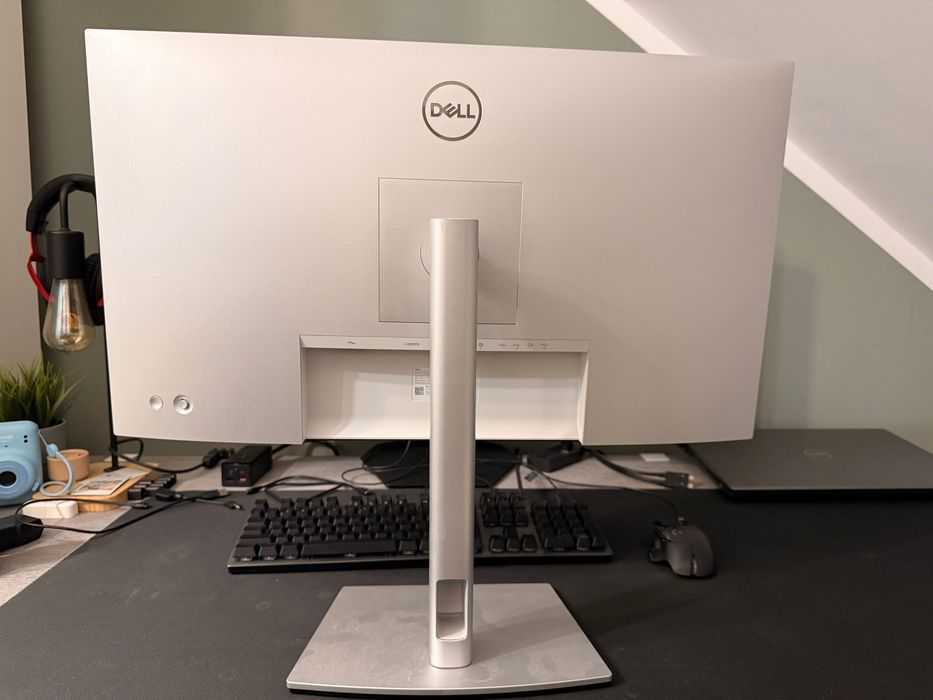 Monitor Dell U2722D