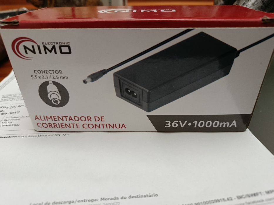 Carregador 36V 1000mA