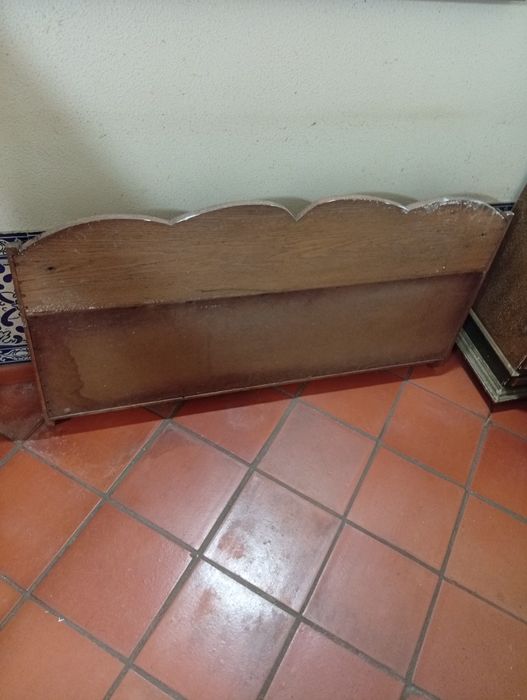 Escaparate em Carvalho Francês