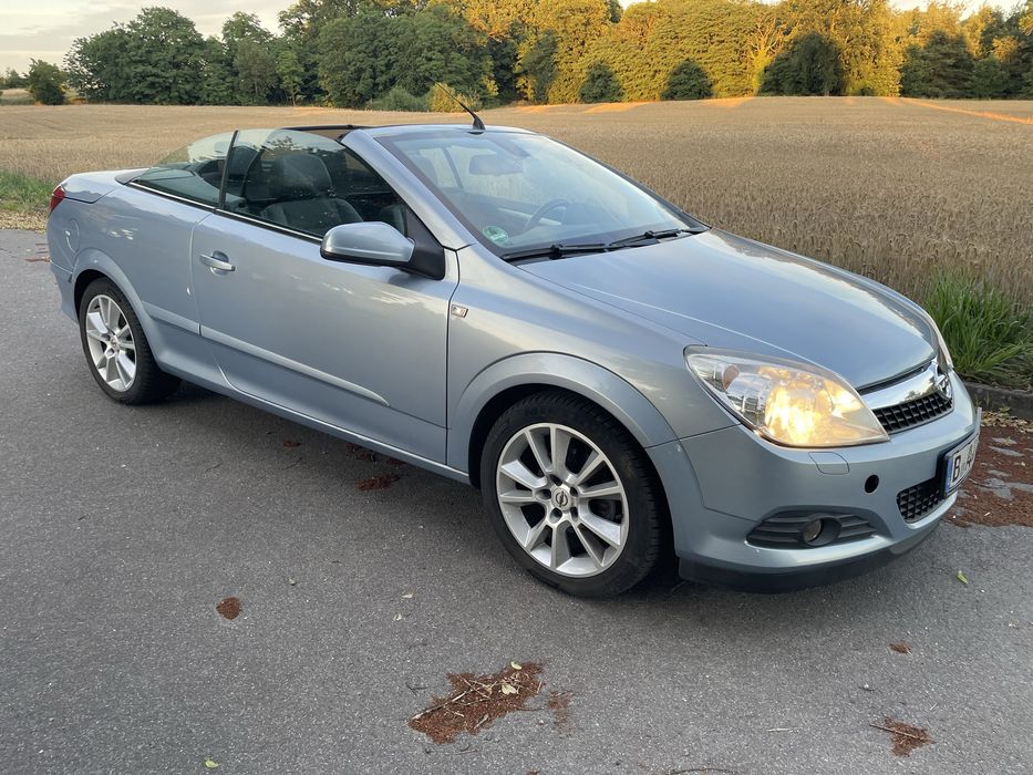 Opel Astra Twin Top - klima - navi