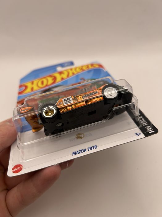Hot Wheels Mazda 787b Pomarańczowy Super Treasure Hunt Łódź