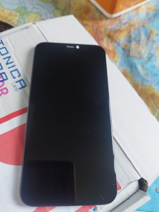 Ekran do iPhone 13