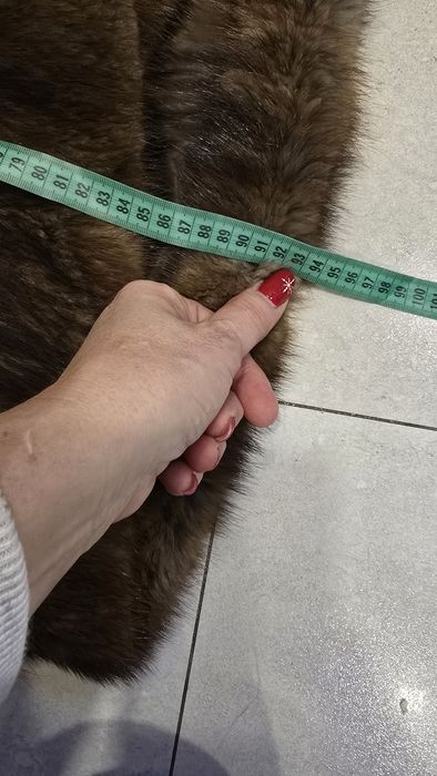 Futro długie  kolor czekoladowy  prawdziwe