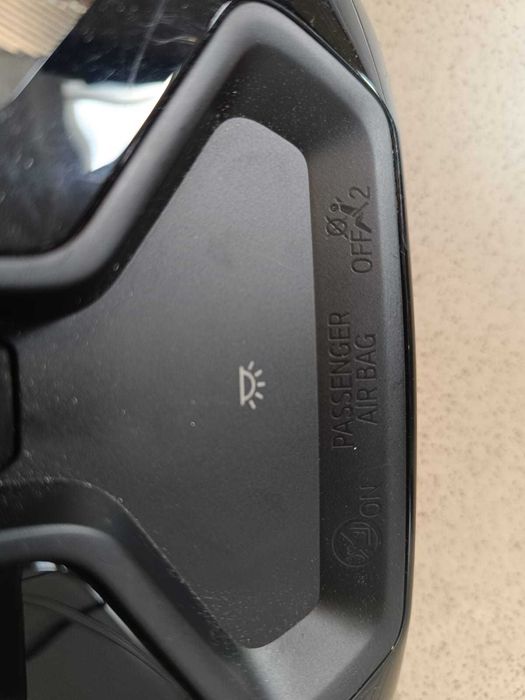 Centrum funkcyjne dachu, lampka podsufitki BMW X3 G45 B6C6E3
