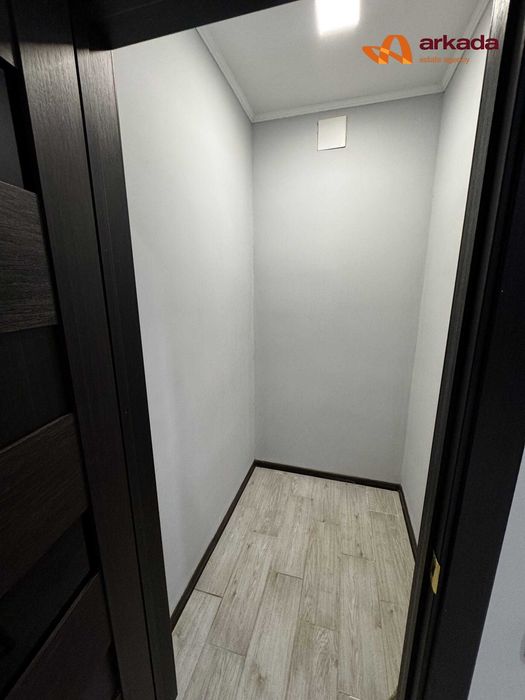 Продаж двокімнатної квартири в центрі